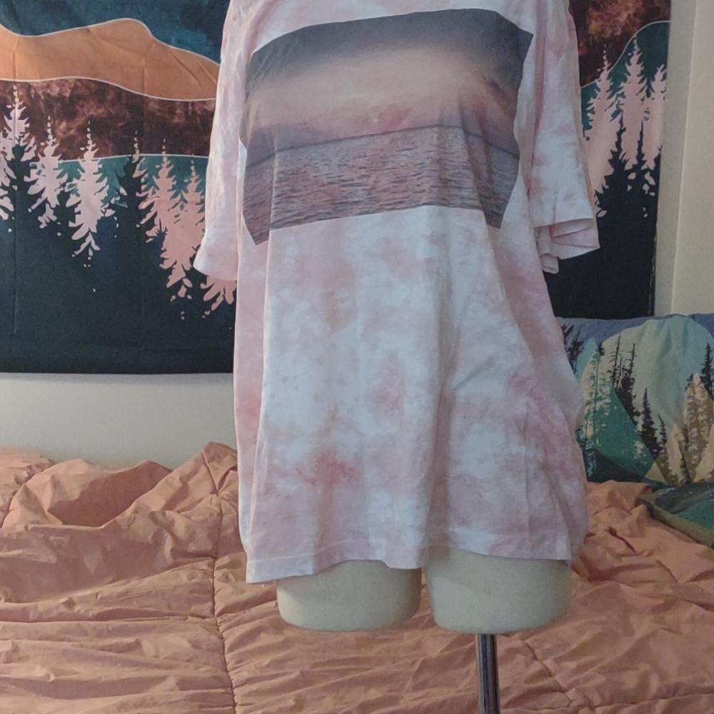 Soft sunset pink tie dye tee XL Old Navy Summer! - Picture 2 of 6